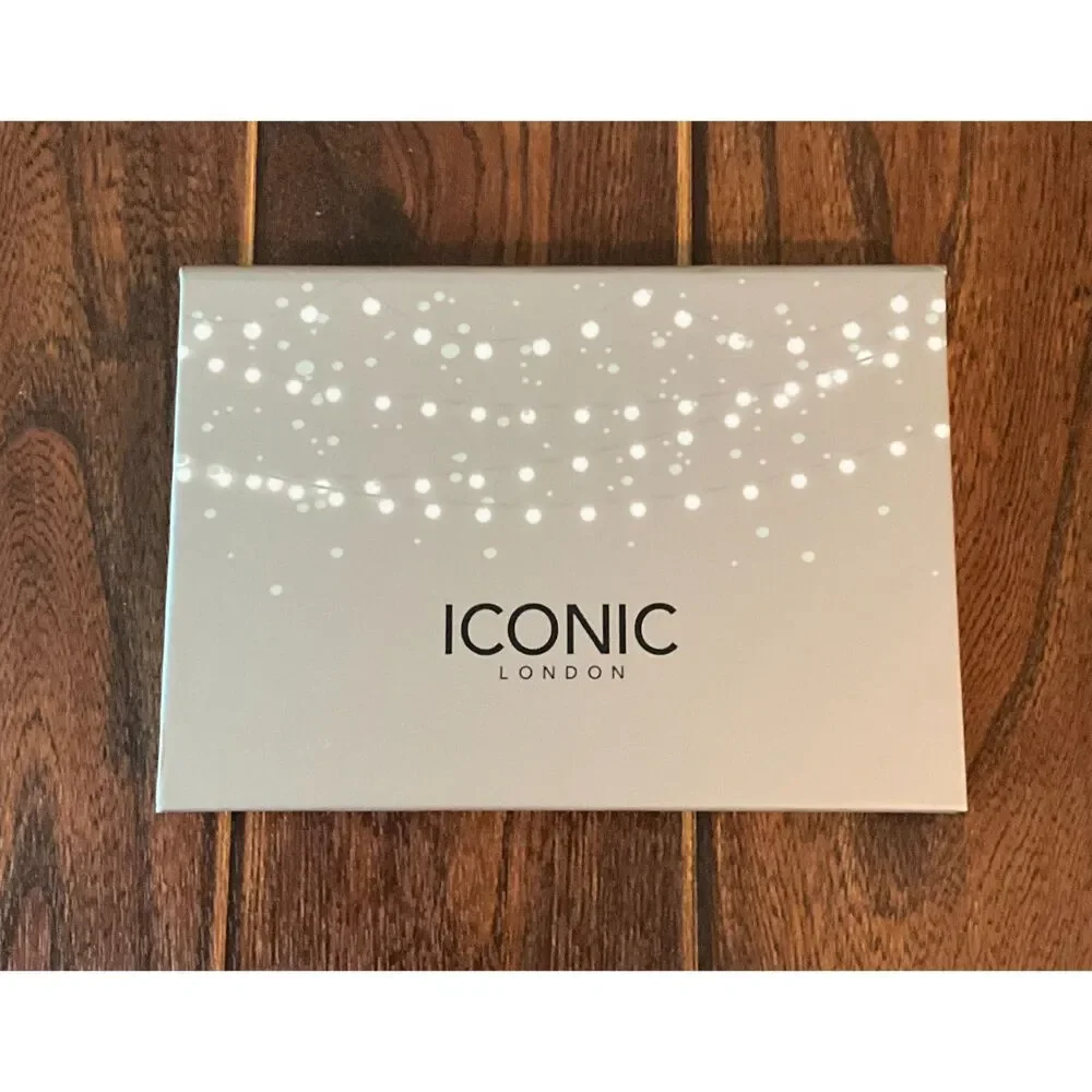 Iconic London - Blaze Chaser - Face Palette - Brand New!